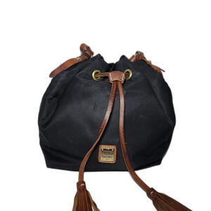 Dooney & Bourke Women Drawstring Bucket Bag Black Quiet Luxury Size Medium
